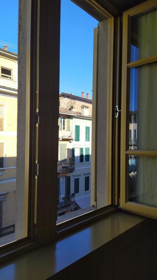 Petronilla - Hotel In Bergamo Bagian luar foto
